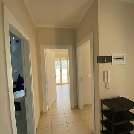Beach View Apartament In * Durres